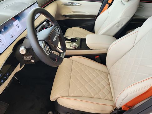 New 2026 Genesis GV70 3.5T Sport Prestige w/ G1 Accessory Package AWD/4WD image 9