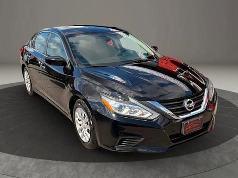 Used 2016 Nissan Altima 2.5 S w/ Power Driver Seat Package FWD image 3