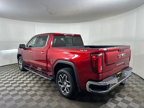 Used 2023 GMC Sierra 1500 SLT w/ SLT Convenience Package image 5