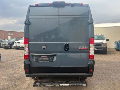 Used 2019 RAM ProMaster 2500 image 4