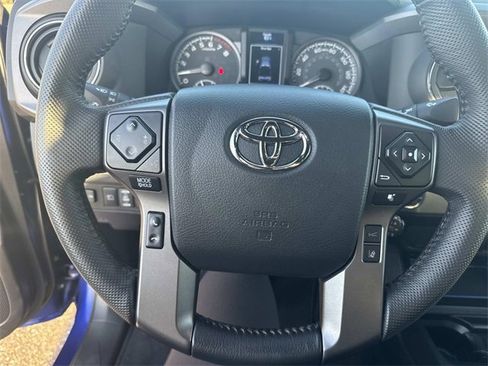 Used 2023 Toyota Tacoma TRD Sport image 27