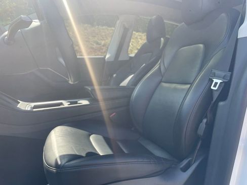 Used 2023 Tesla Model Y Performance AWD/4WD image 12