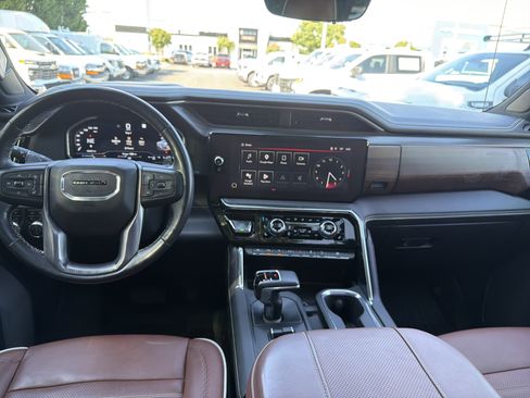 Used 2023 GMC Sierra 1500 Denali Ultimate AWD/4WD image 29