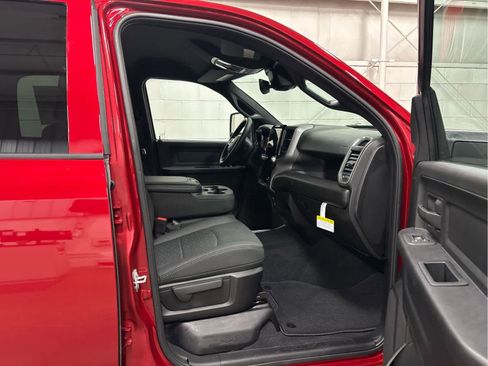 New 2026 RAM 2500 Tradesman AWD/4WD image 32