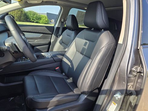 Used 2025 Nissan Murano SL AWD/4WD image 13