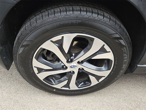 Used 2020 Subaru Outback Limited image 5