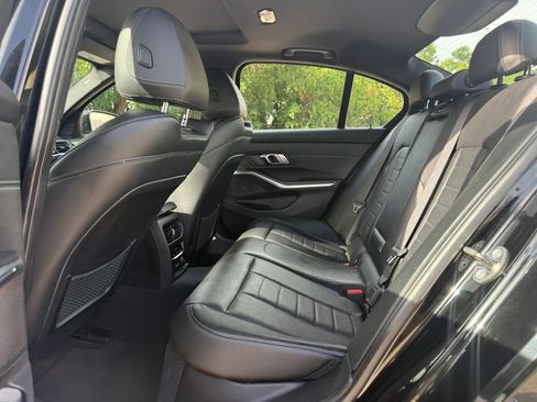 Used 2019 BMW 330i xDrive Sedan w/ Convenience Package AWD/4WD image 11