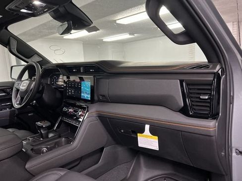 New 2026 GMC Sierra 1500 AT4 w/ AT4 Premium Package AWD/4WD image 30