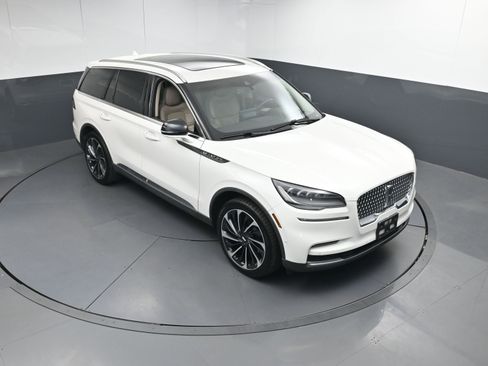 Used 2022 Lincoln Aviator Reserve w/ Equipment Group 201A image 39