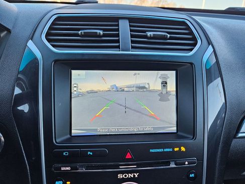 Used 2016 Ford Explorer Sport w/ Equipment Group 401A image 14