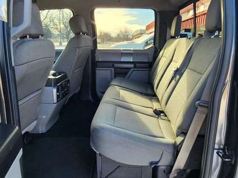 Used 2019 Ford F250 XLT w/ XLT Premium Package image 19