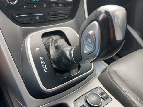 Used 2014 Ford Escape SE w/ Equipment Group 201A AWD/4WD image 21