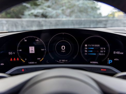 Certified 2024 Porsche Taycan 4 Cross Turismo image 29