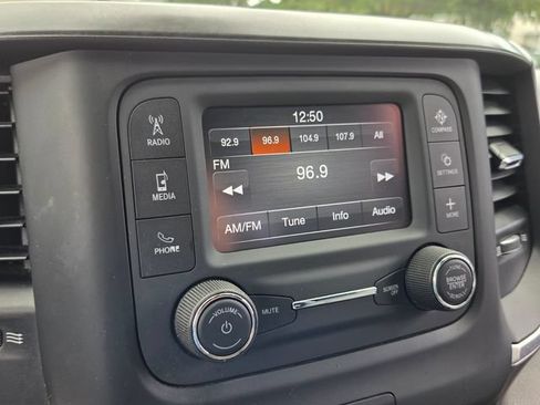 Used 2021 RAM 1500 Big Horn RWD image 22