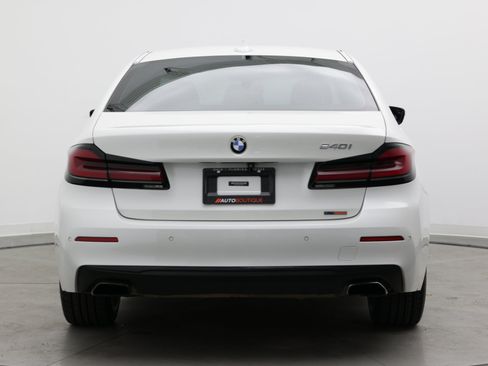 Used 2021 BMW 540i w/ Premium Package RWD image 8
