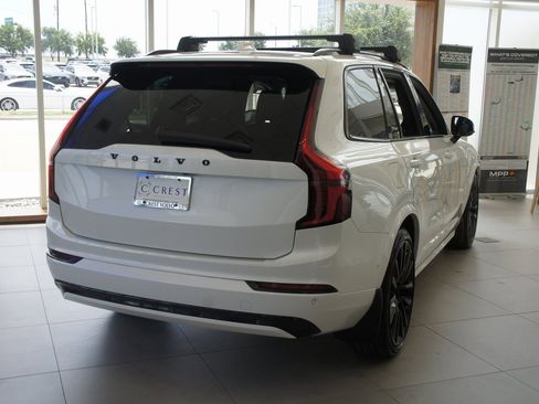 New 2026 Volvo XC90 B6 Ultra w/ Lounge Package image 2
