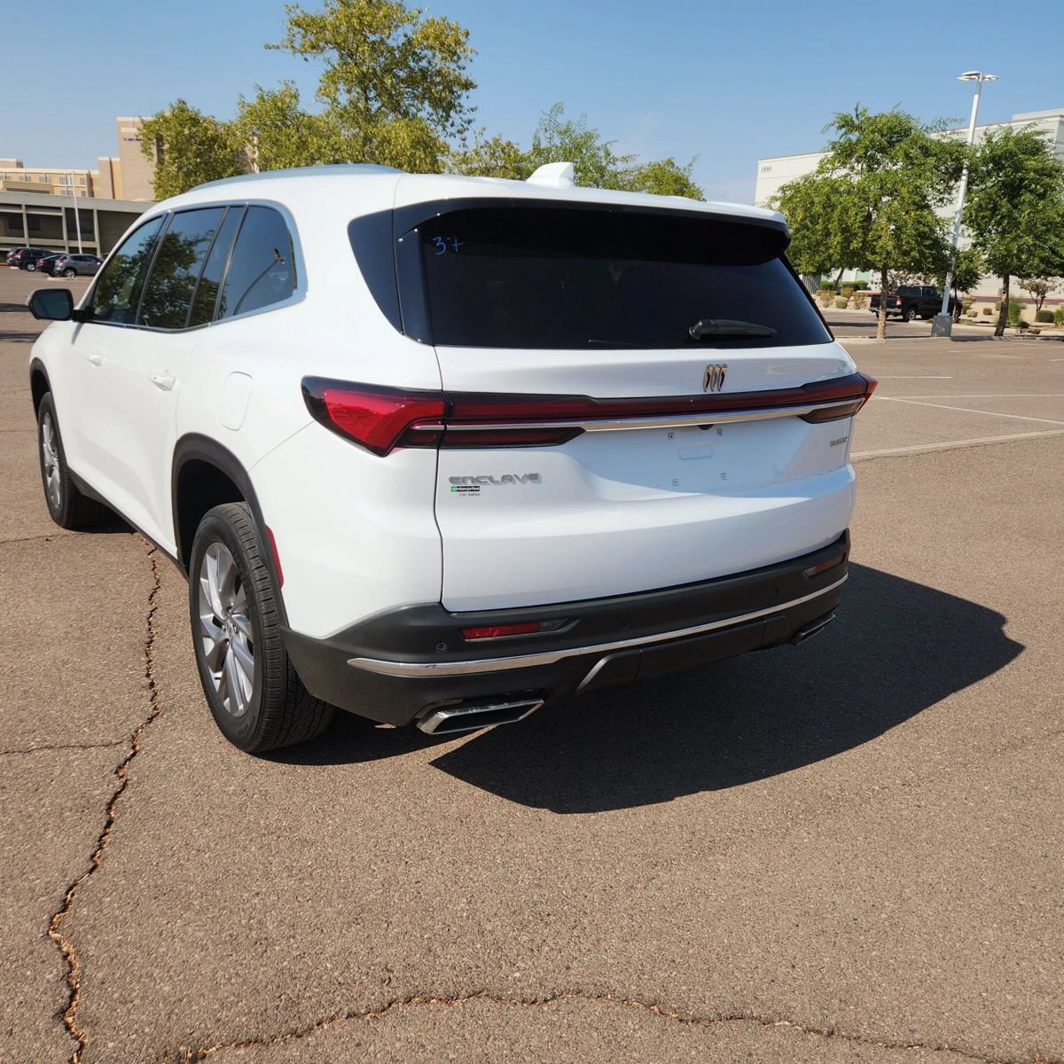 Used 2025 Buick Enclave Preferred FWD image 5