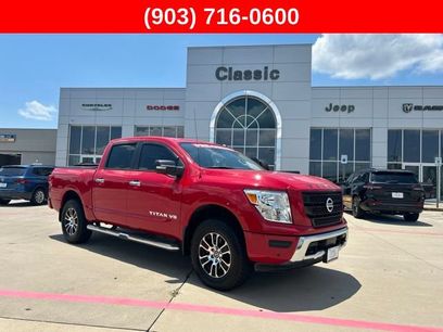 Used 2020 Nissan Titan SV w/ SV Convenience Package