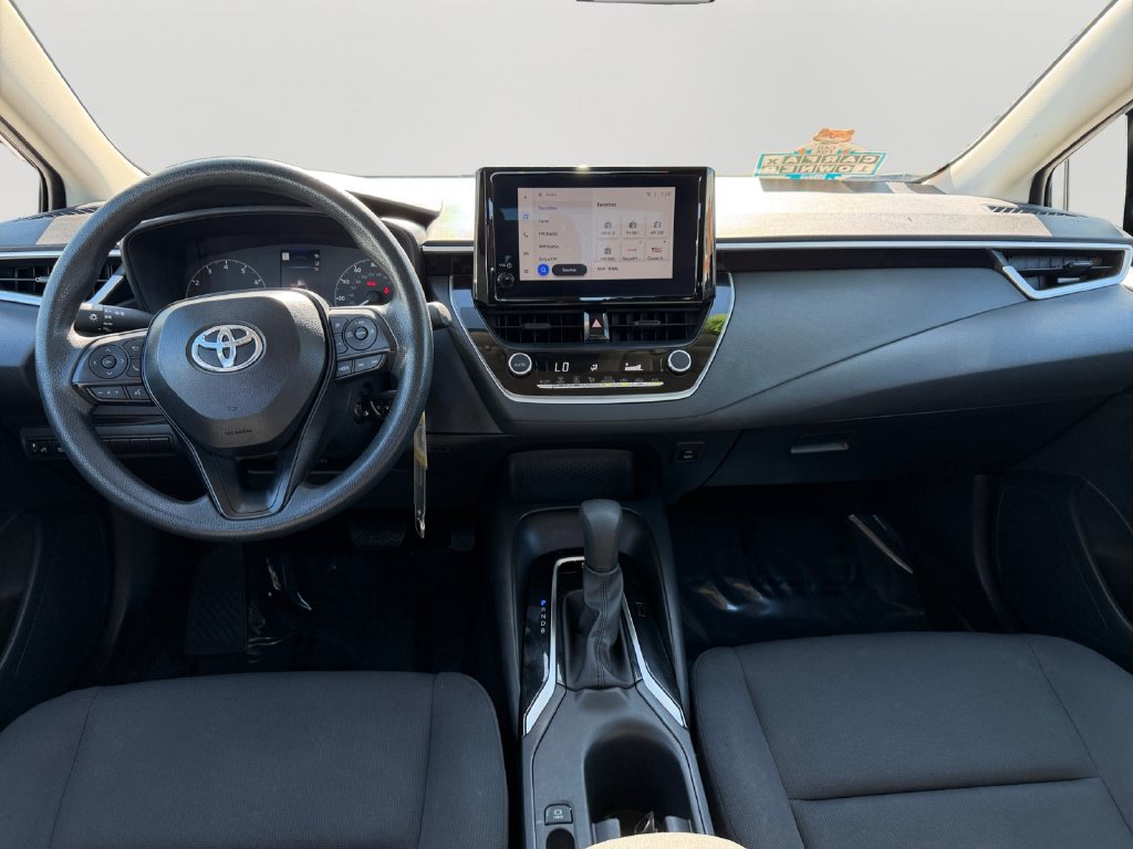 Used 2025 Toyota Corolla LE FWD image 16