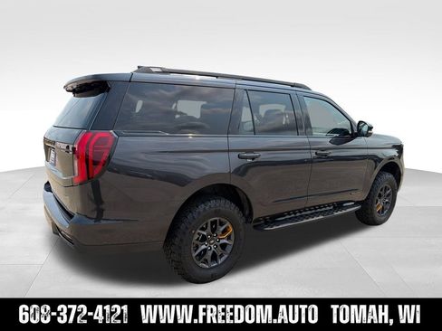 Used 2025 Ford Expedition Tremor AWD/4WD image 8