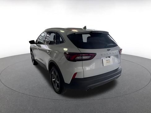 Used 2025 Ford Escape ST-Line image 16