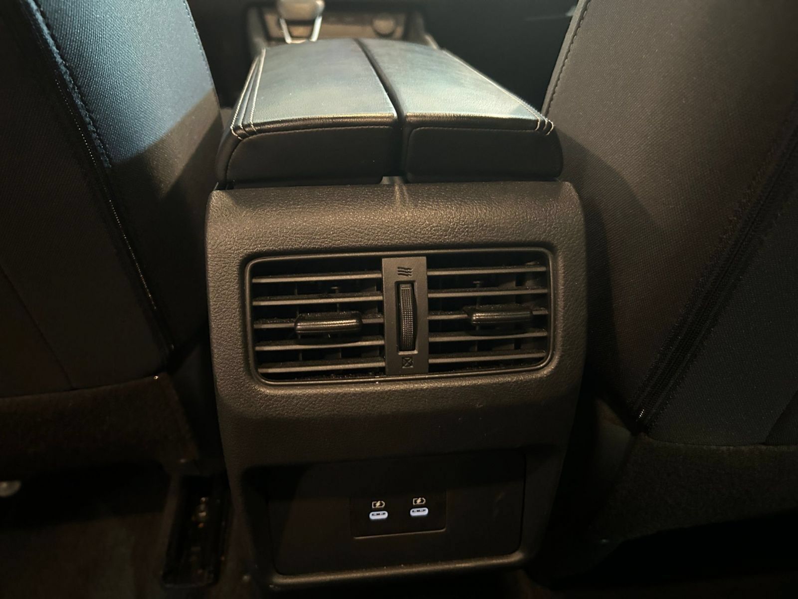 Used 2026 Nissan Rogue SV AWD/4WD image 24