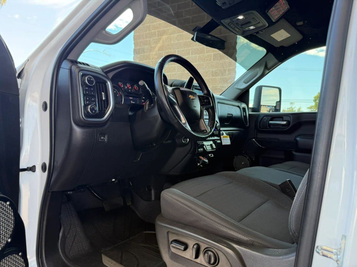 Used 2022 Chevrolet Silverado 3500 LT w/ Convenience Package AWD/4WD image 41