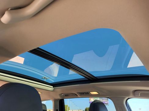 Certified 2024 Subaru Ascent Touring image 11