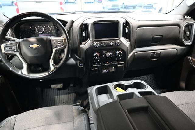 Used 2019 Chevrolet Silverado 1500 LT w/ All-Star Edition AWD/4WD image 13