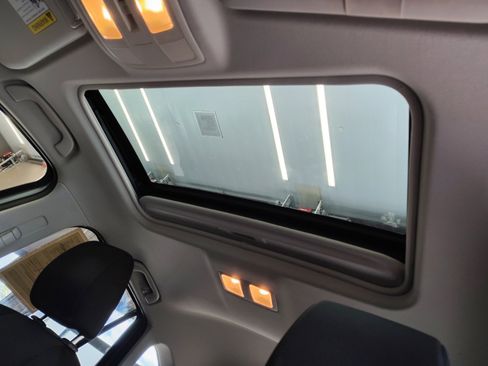 Used 2013 MAZDA CX-5 Touring image 3