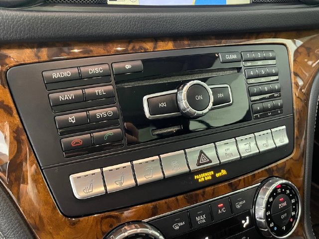 Used 2013 Mercedes-Benz SL 550 image 10