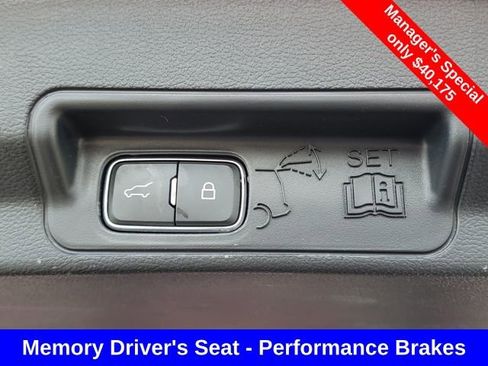 Used 2025 Ford Explorer ST-Line w/ Premium Package AWD/4WD image 9