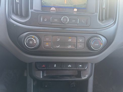 Used 2021 Chevrolet Colorado W/T w/ WT Convenience Package image 12