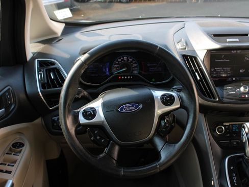 Used 2013 Ford C-MAX SE FWD image 10