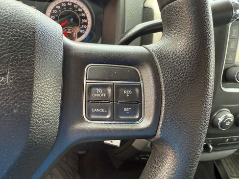 Used 2018 RAM 2500 SLT image 13