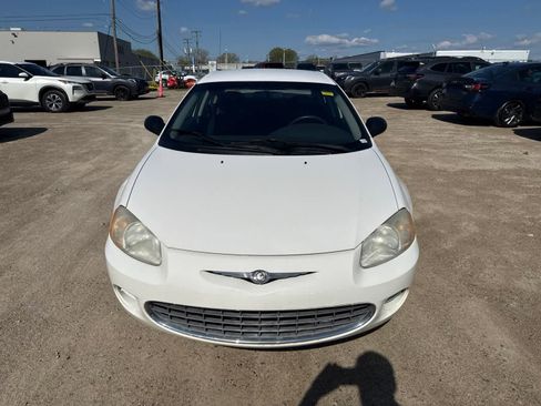Used 2001 Chrysler Sebring LX FWD image 10