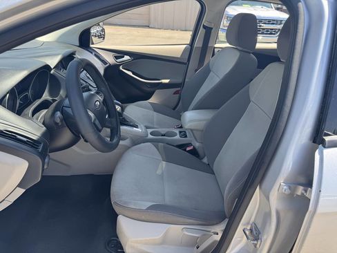 Used 2013 Ford Focus SE FWD image 20