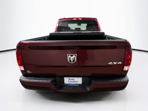 Used 2018 RAM 1500 Express AWD/4WD image 6