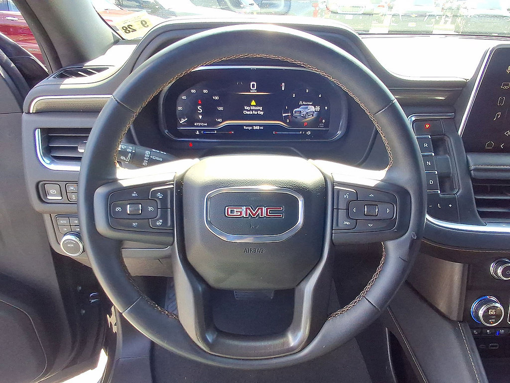 Used 2023 GMC Yukon XL AT4 AWD/4WD image 22