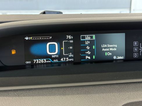 Used 2019 Toyota Prius XLE FWD image 34
