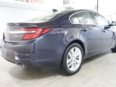 Used 2016 Buick Regal FWD image 6