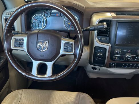 Used 2018 RAM 2500 Laramie AWD/4WD image 14