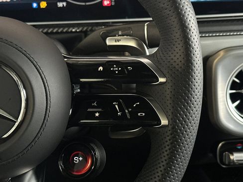 Used 2025 Mercedes-Benz G 63 AMG 4MATIC image 31