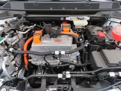 Certified 2025 Chevrolet Equinox EV RS w/ Convenience Package II AWD/4WD image 46