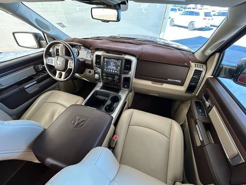 Used 2017 RAM 1500 Laramie w/ Convenience Group image 21