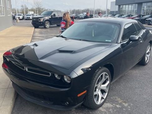 Used 2016 Dodge Challenger SXT Plus image 16