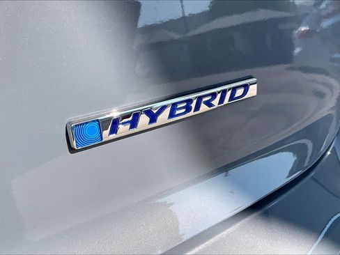 Used 2025 Honda Accord EX-L image 10