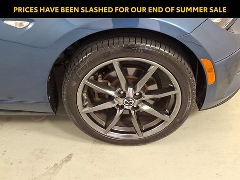 Used 2019 MAZDA MX-5 Miata RF Grand Touring RWD image 9