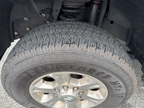 Used 2025 RAM 2500 Big Horn AWD/4WD image 2