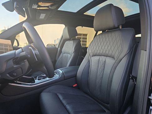 Used 2025 BMW X5 xDrive40i image 14